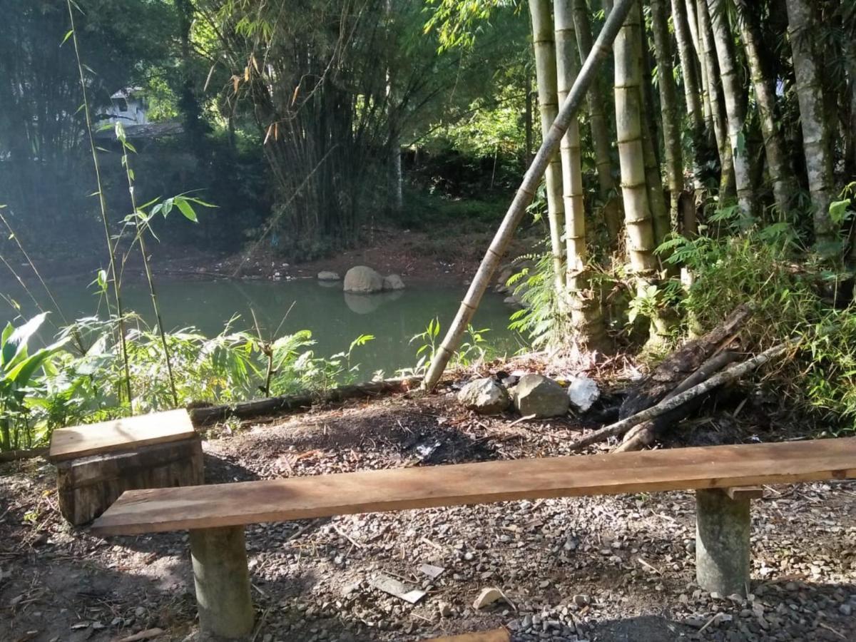 Sugi House Toraja - Villa Penginapan Sewa Harian Rantepao Exteriör bild