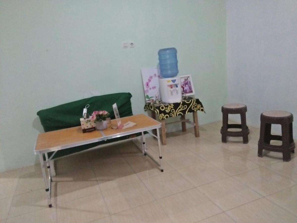 Sugi House Toraja - Villa Penginapan Sewa Harian Rantepao Exteriör bild